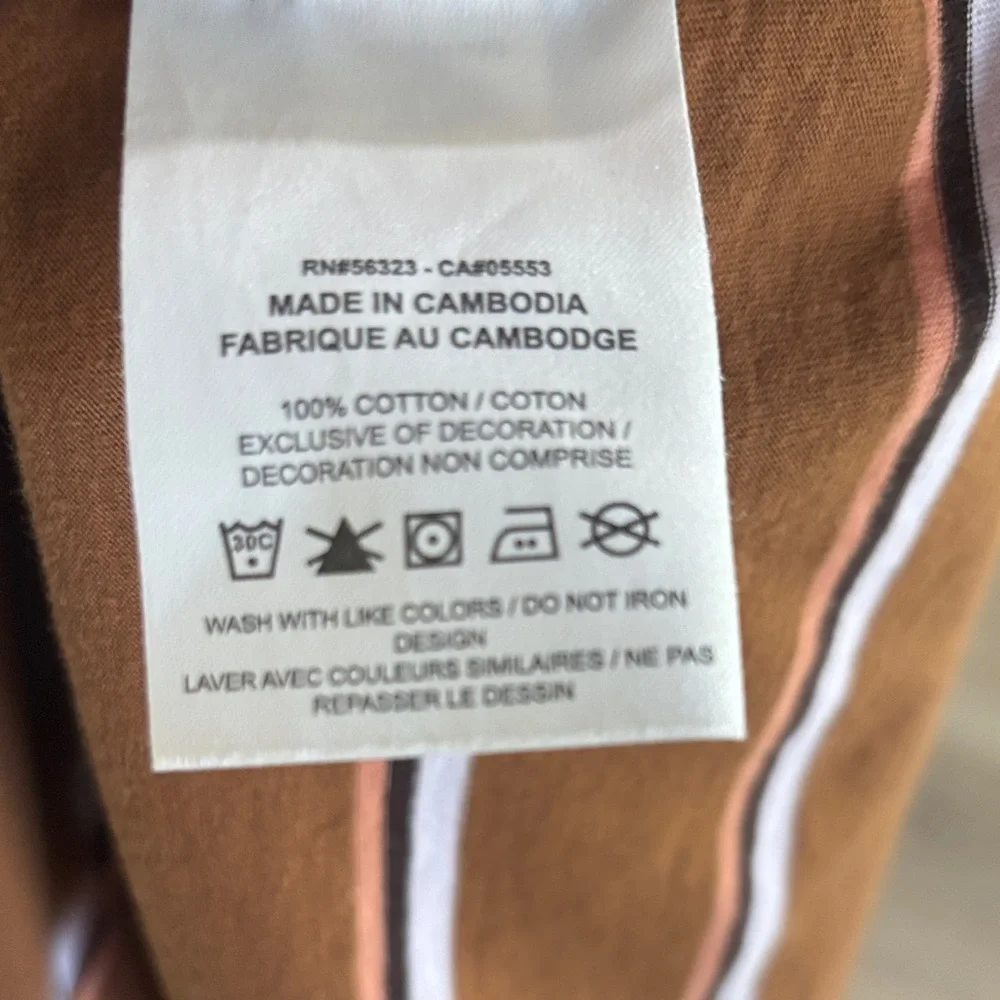 Nike brown crewneck T-shirt with stripes. Men's XXL. Like new condition. Sharp! - Picture 5 of 6